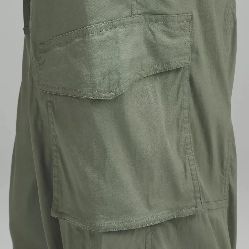 lululemon Grey Eucalyptus Lightweight Adjustable Mid-Rise Cargo Pant size XS - Picture 5 of 16